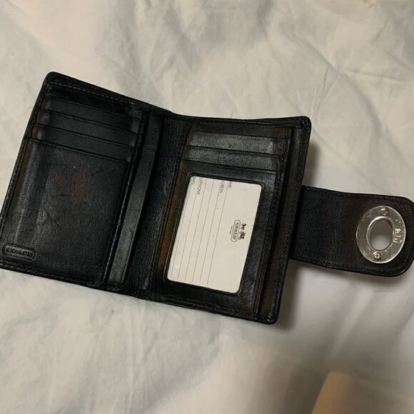 Coach Signature Crossbody AND Wallet - Picture 9 of 13